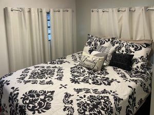 Bedroom picture of 1/1 cottage home for sale at Sunshine Village, Webster, FL